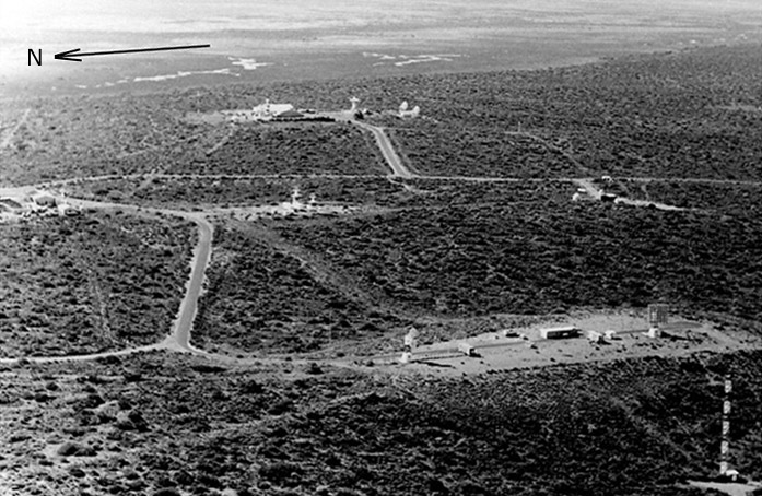 The southern end of the CRO site: At the top is the T&C building with the USB dish to its right and, further right facing south, the two Troposcatter dishes. In the centre, from the left, are the Power Station, UHF Command, and the SPAN facility. At the bottom right are the GRARR antennas with their colimation tower in the bottom right corner. Off picture left to the north, is the FPQ-6 radar.